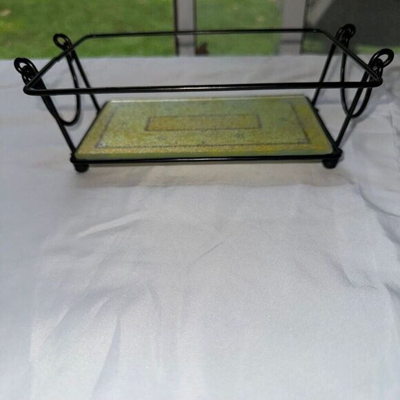 Temp-tations Oven-to-table Old World Yellow Basket and Trivet - Picture 2 of 5